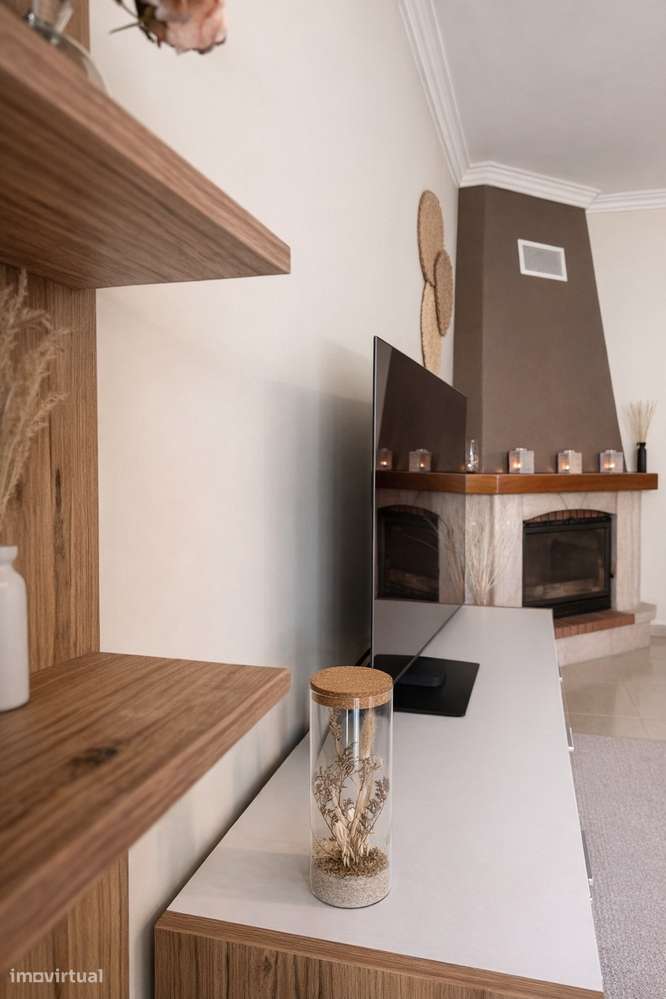 Moradia T2 com jardim, terraço e garagem em Silveira-4