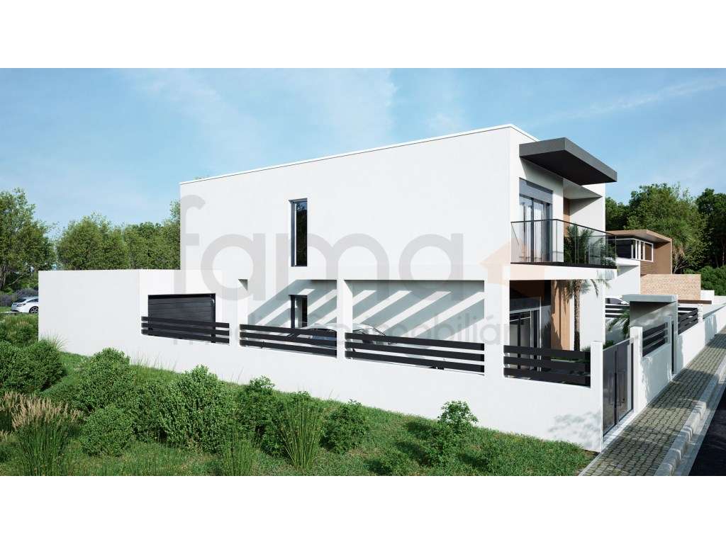 Moradia T3 com jardim e piscina em zona residencial tranquila-58
