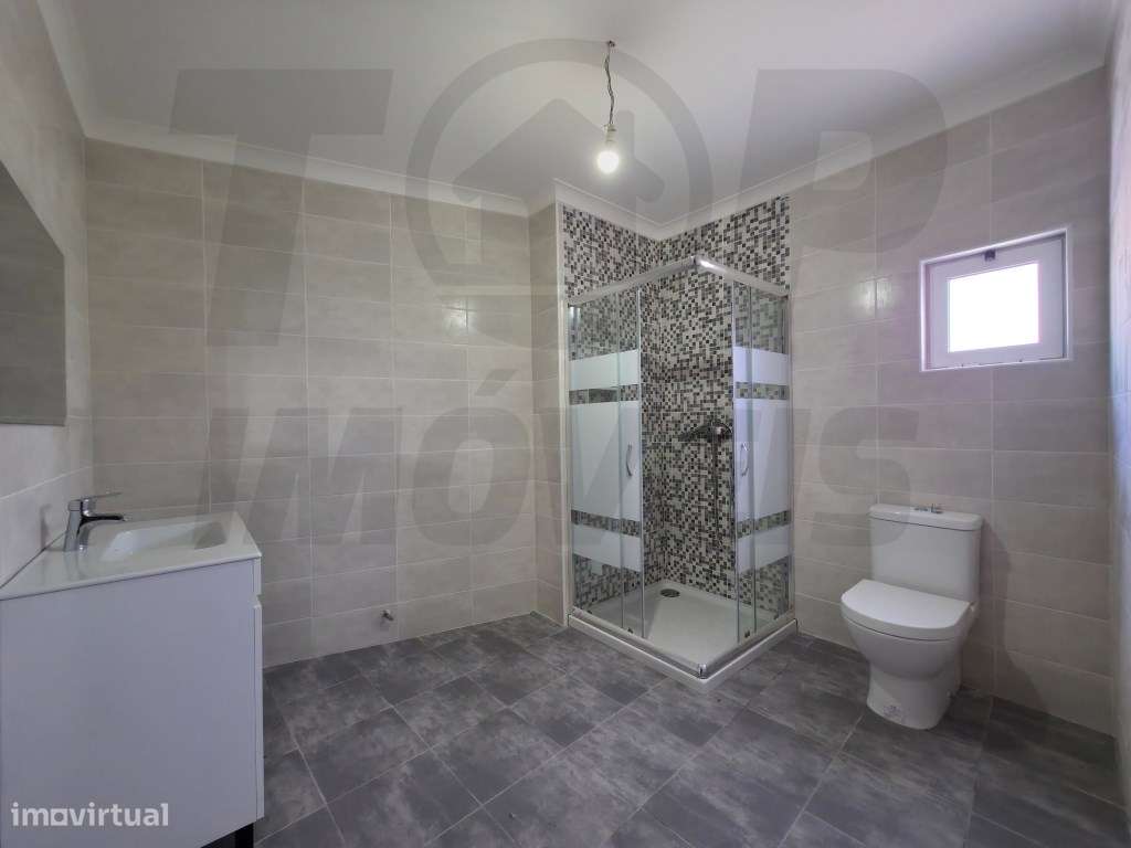 Quinta Remodelada com Moradia e Adega - Carregueiros, Tomar - 200.000€ - Grande imagem: 5/14