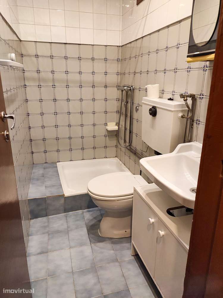 Prédio  em Campanhã com Elevada Rentabilidade-9