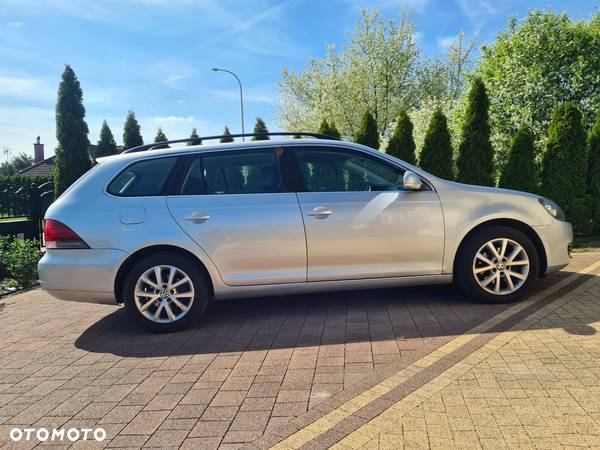 Volkswagen Golf VI 1.6 TDI Comfortline - 9