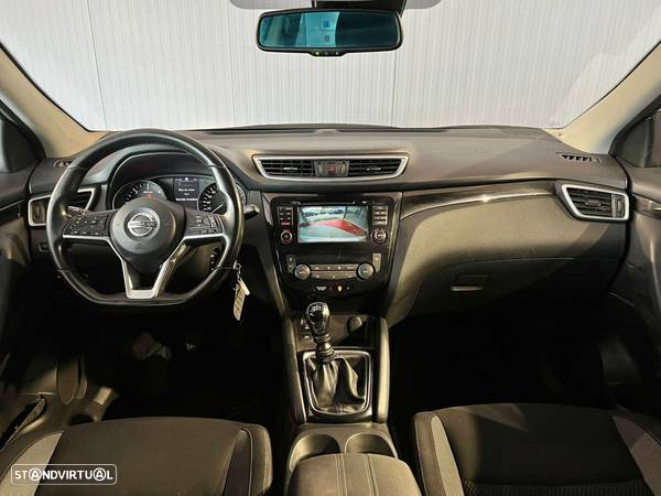 Nissan Qashqai 1.5 dCi N-Connecta - 26