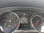 Volkswagen Passat Variant 2.0 TDI SCR BlueMotion Highline - 9