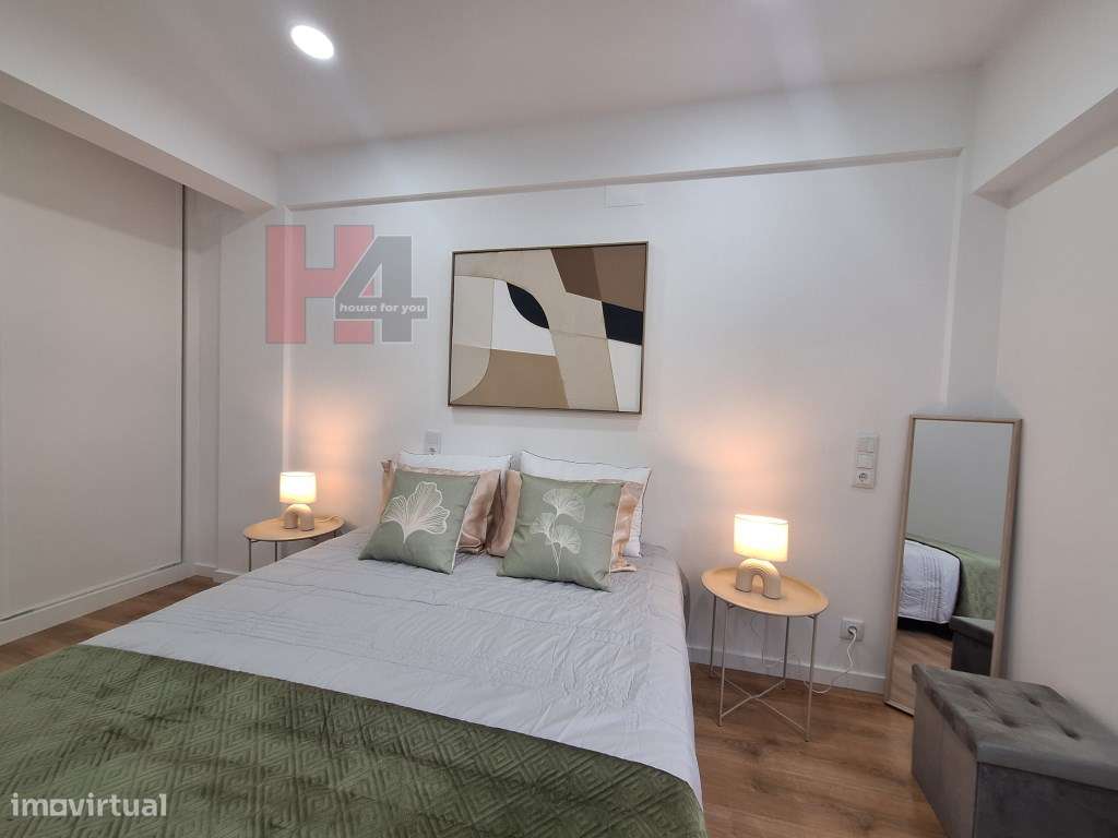 Apartamento T3 totalmente remodelado em Benfica-20