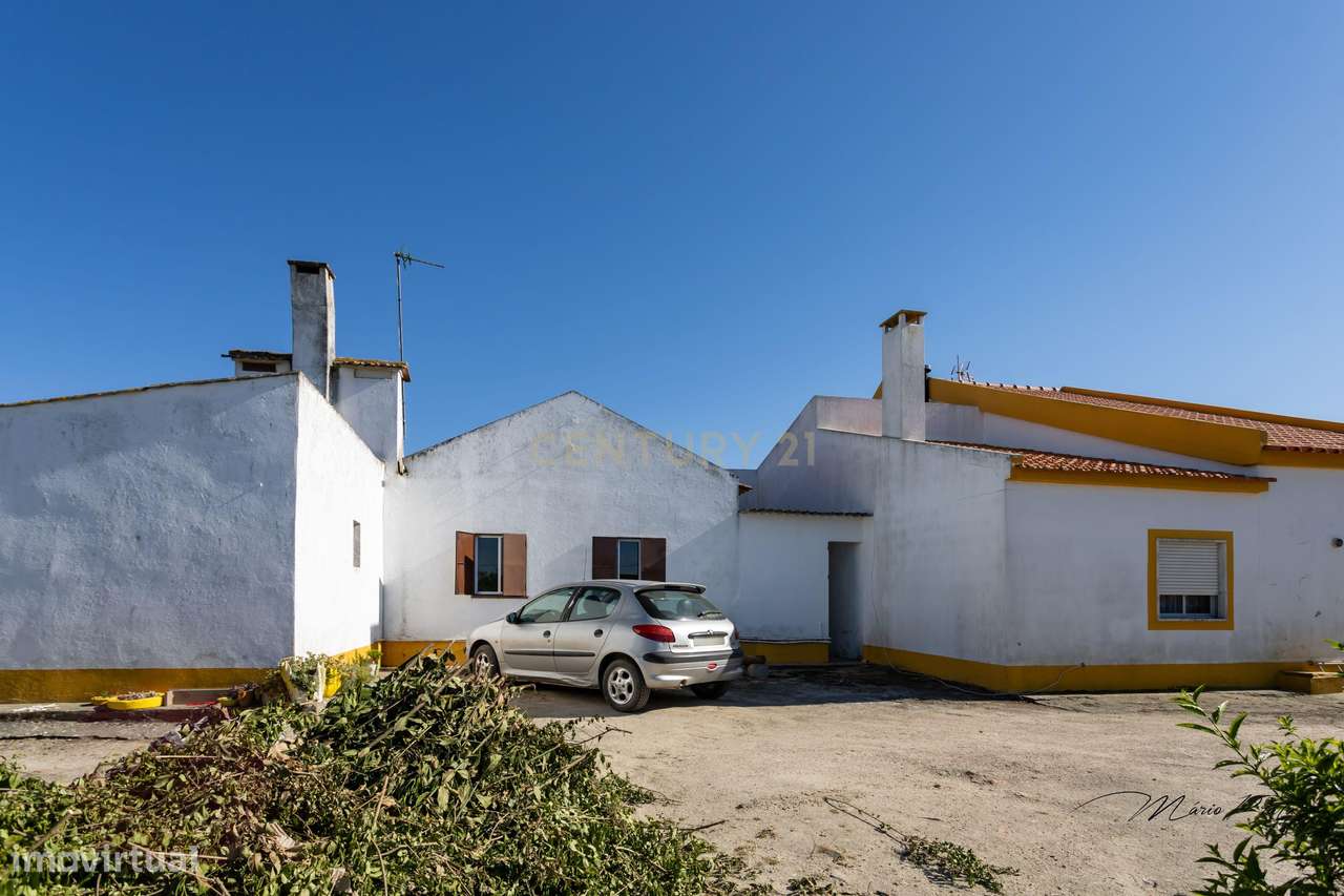 ** Quinta com Moradia T9 - Santo Isidro de Pegões - Montijo ** - Grande imagem: 4/26