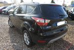 Ford Kuga 2.0 TDCi 2x4 Titanium - 4