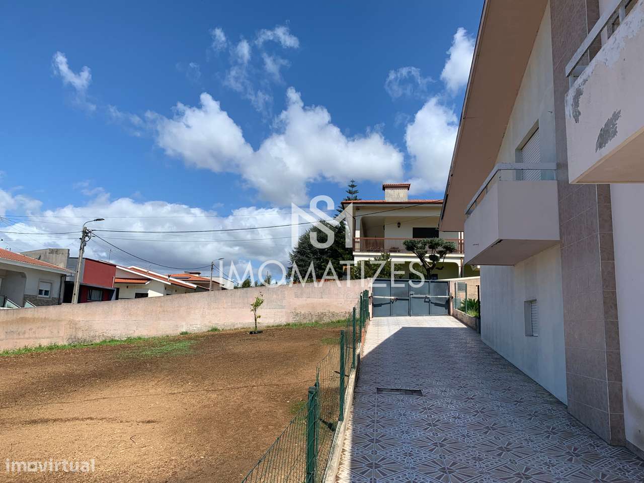 Moradia T5 em Remodelação na Trofa - Zona da Abelheira-7