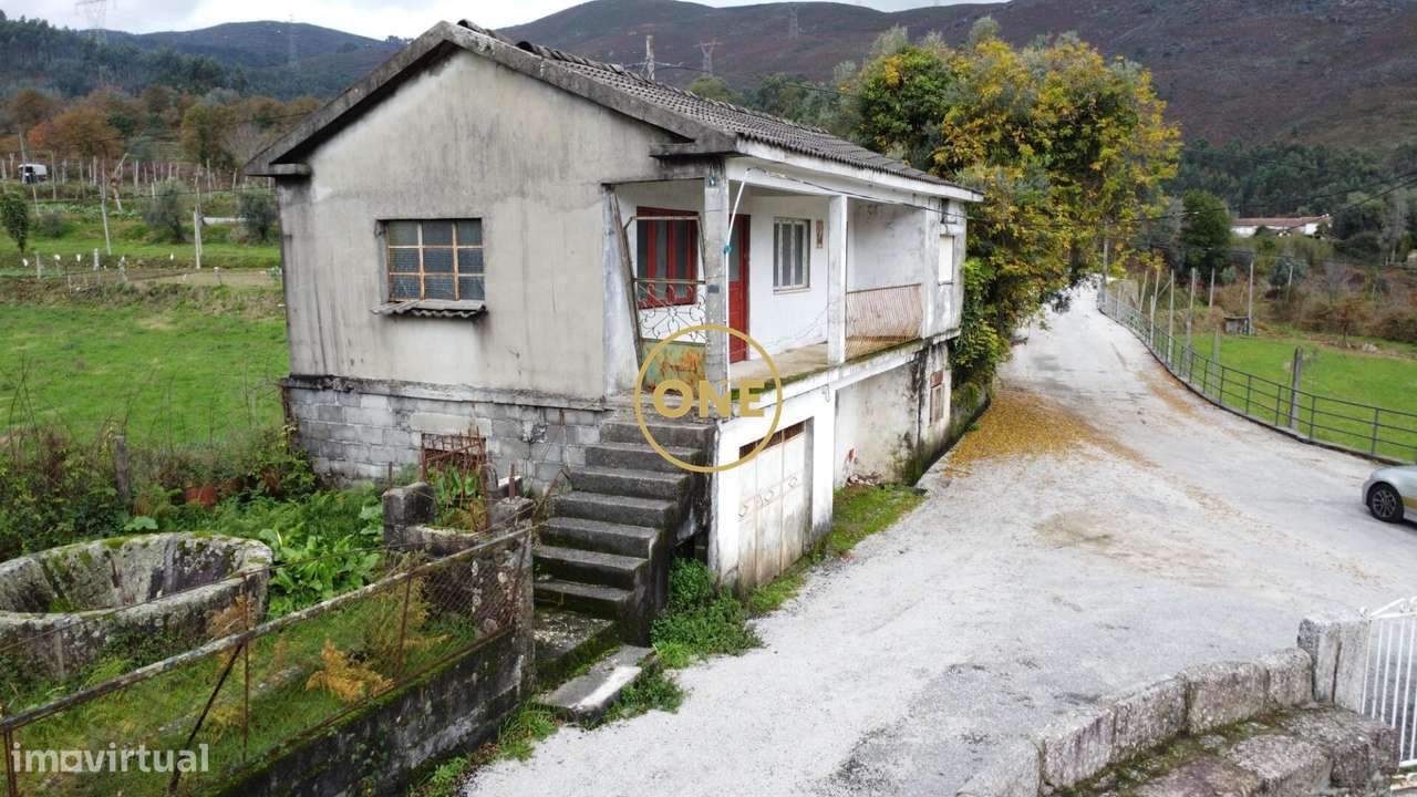 Oportunidade Versátil: Habitação Comercial com Armazém e Terreno Agríc - Grande imagem: 5/20