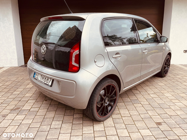 Volkswagen up! 1.0 move - 12