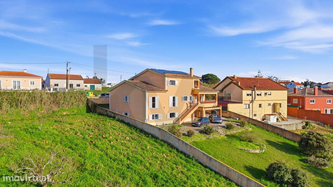 Moradia Isolada T5 com 567m2 em Terreno de 1.870m2 - Grande imagem: 4/60