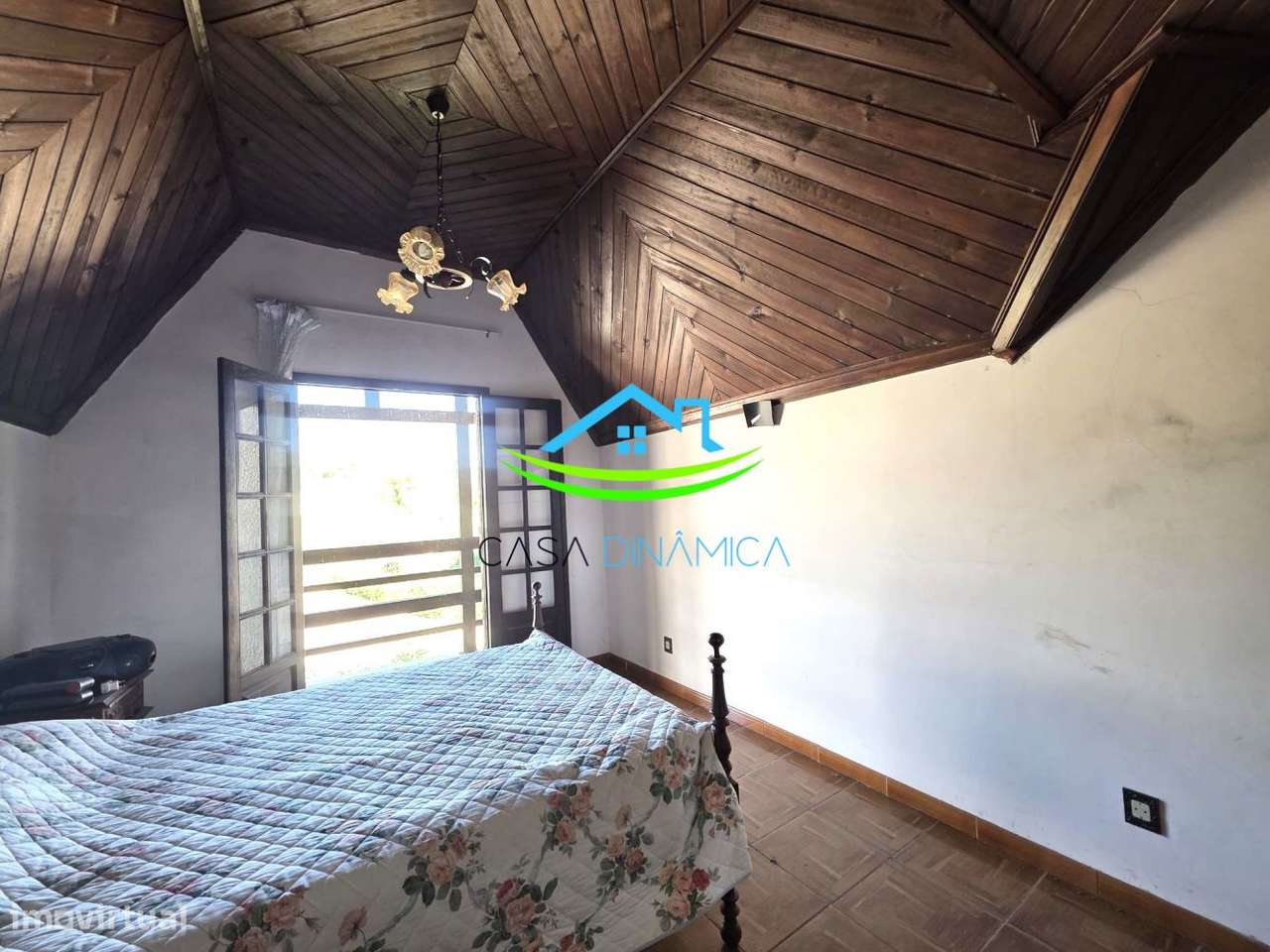 Moradia T3 em Azenha com terreno de 2000m2-20