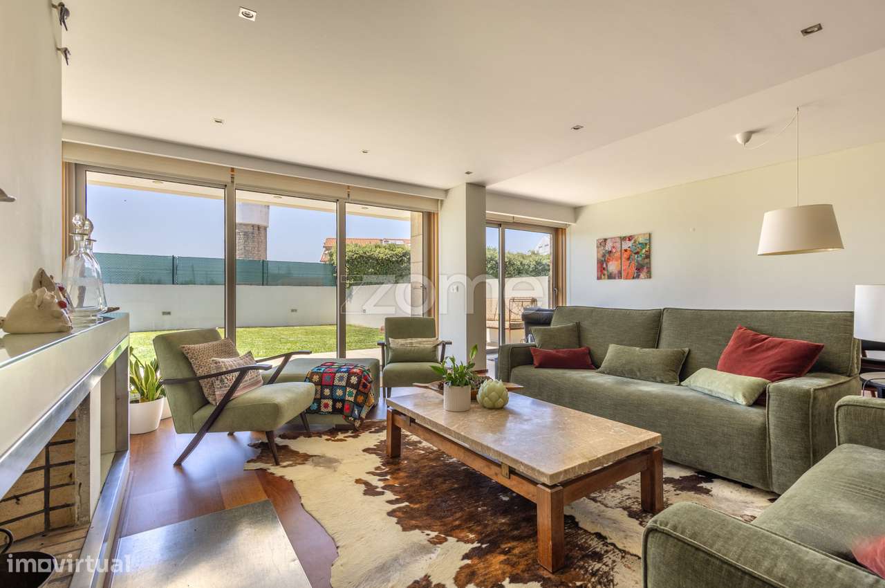 Moradia T4 vista mar, 3 frentes, jardim, garag p/ dois carros Aguda - Grande imagem: 3/60