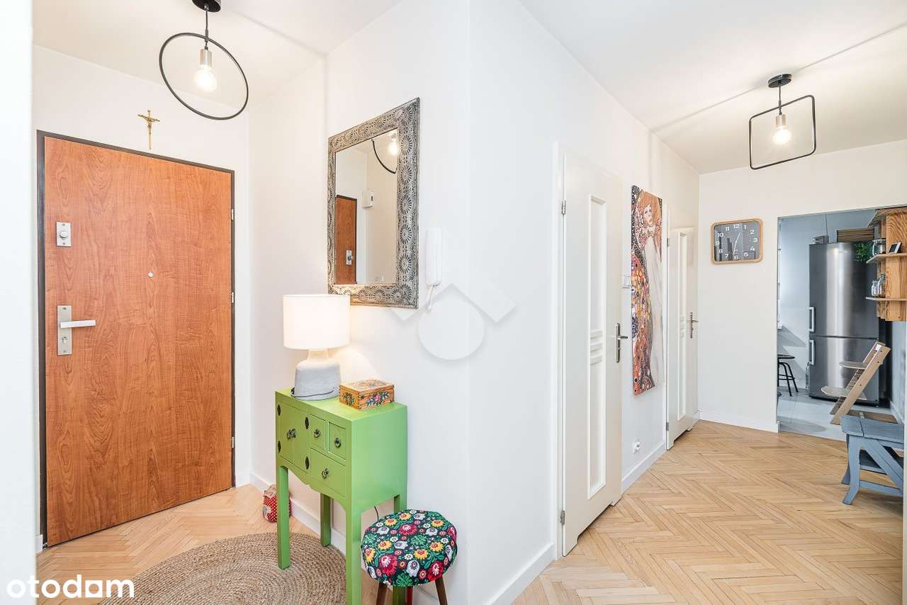 3 pokoje| osobna kuchnia| loggia|do wejścia!| tramwaj-11