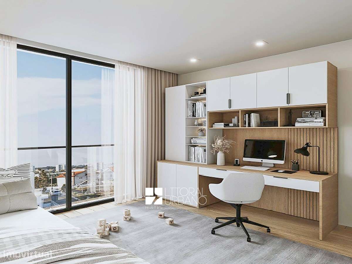 Apartamento T1+1 com varanda em Canidelo-18