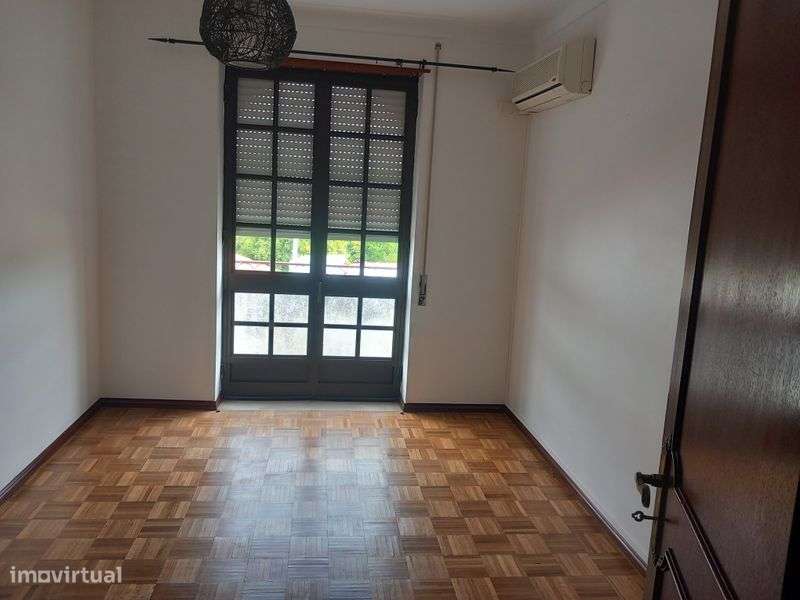 Apartamento T1 para arrendamento - Grande imagem: 4/5