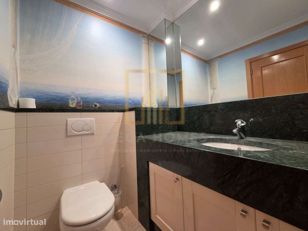 Moradia T5 com piscina + Apartamento T3, em centro de Lagoa (Algarve)-7