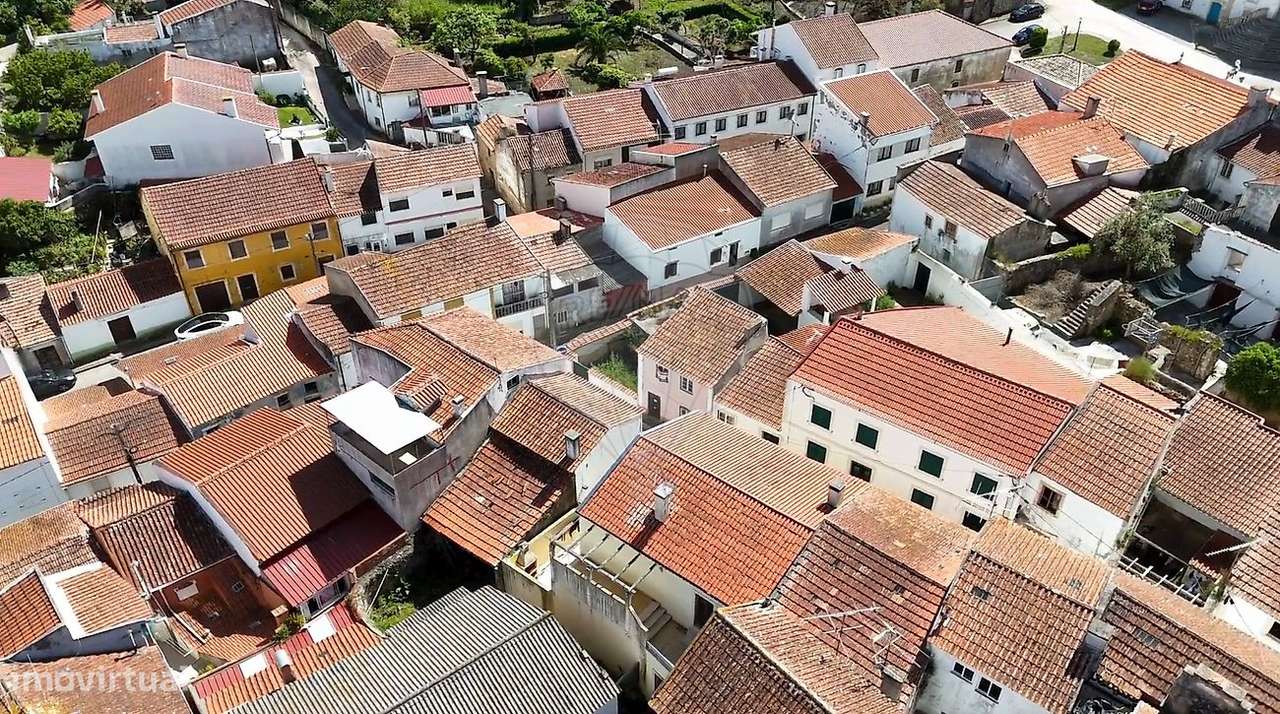 Moradia T2 para venda - Grande imagem: 2/37