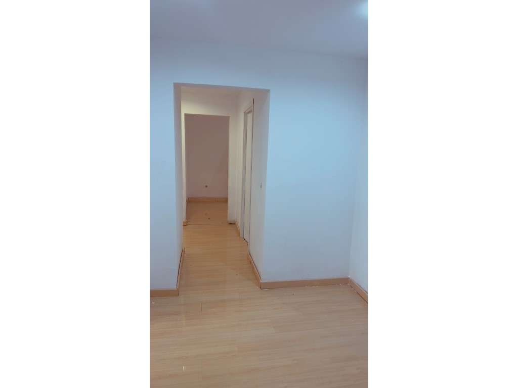 Apartamento T2 na Baixa da Banheira - Grande imagem: 3/8