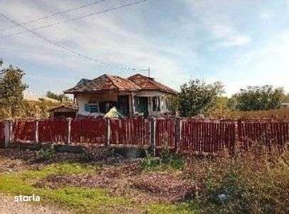 Casa si teren  Glodeanu Sarat  ; ID: R2839616-11