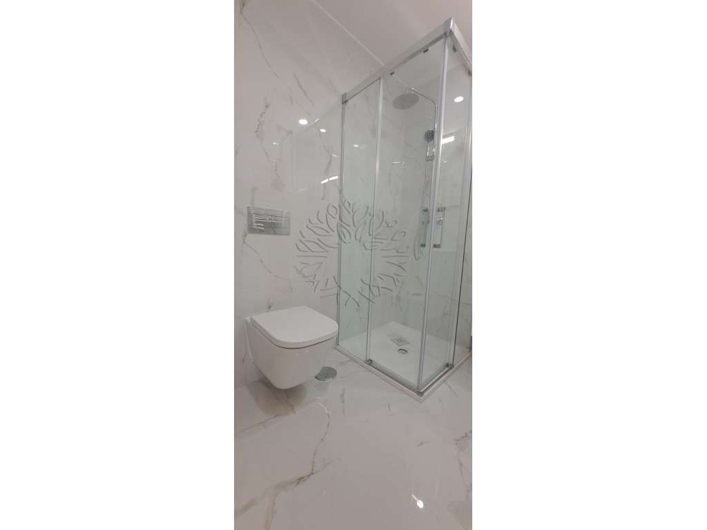 Apartamento T3 com garagem Novo em Montijo-18