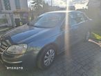 Volkswagen Jetta 1.9 TDI Comfortline - 8