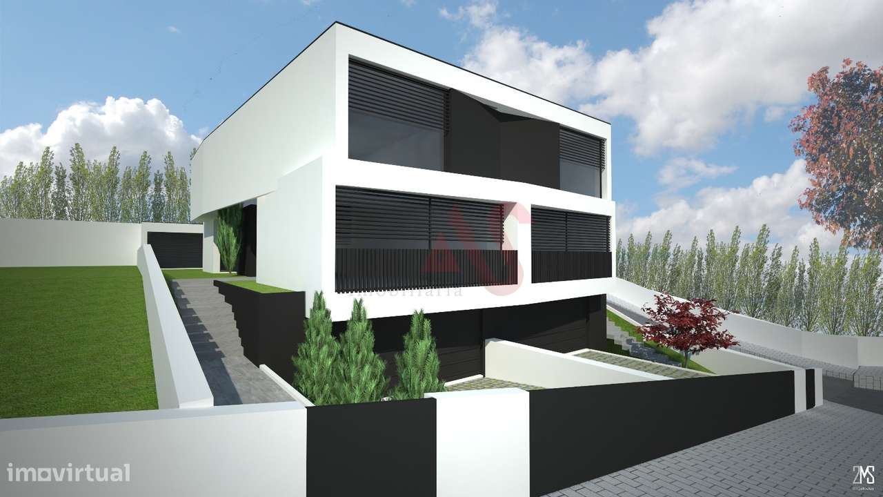 Terreno com Projeto Aprovado para a Construção de Duas Moradias – More-3