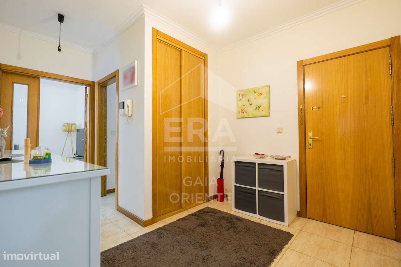 Apartamento T2+1 com Garagem em Grijó-6