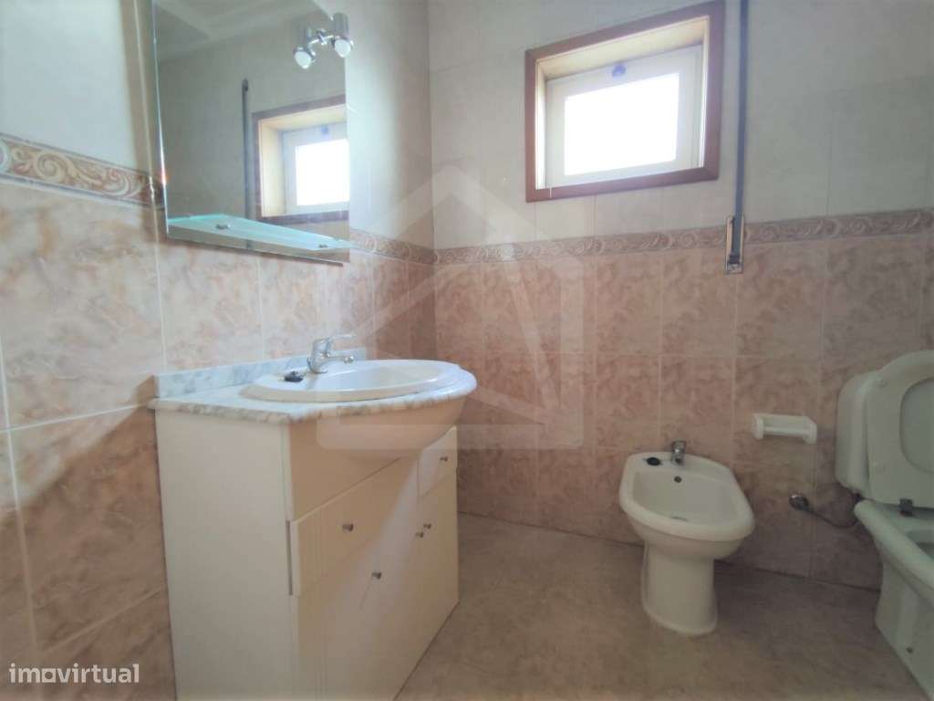 Apartamento T3 em Oliveira de Azeméis-11