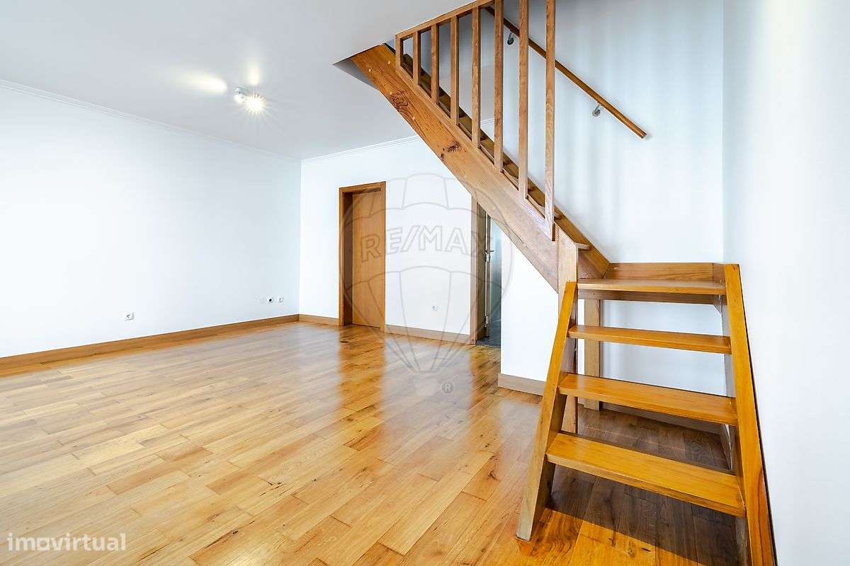 Apartamento T2 para arrendamento - Grande imagem: 2/26