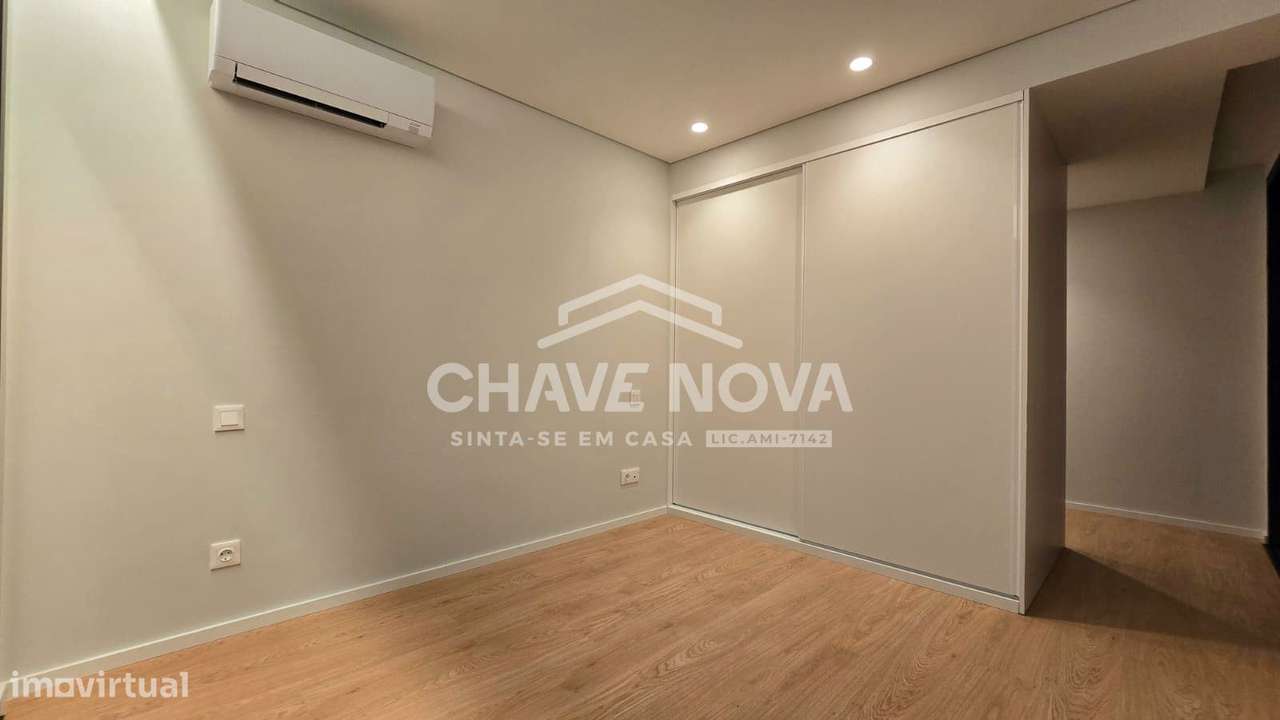Apartamento T3 Novo Último Piso c/ Lugar de Garagem em Canidelo-10