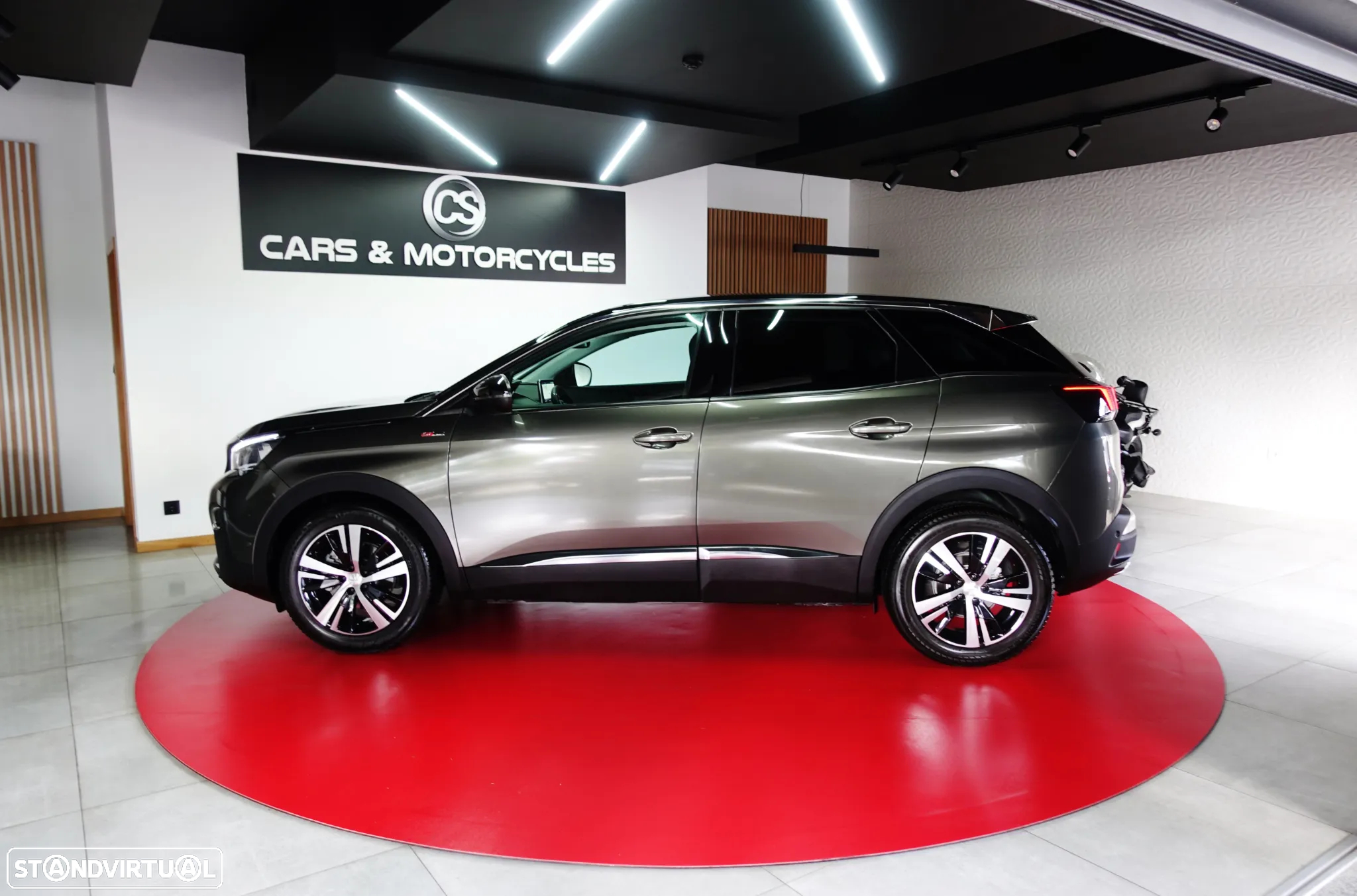 Peugeot 3008 1.5 BlueHDi GT Line EAT8 - 12