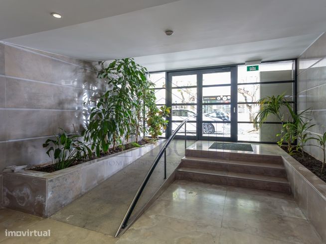 Apartamento T3 Exclusivo na Expo Sul-35