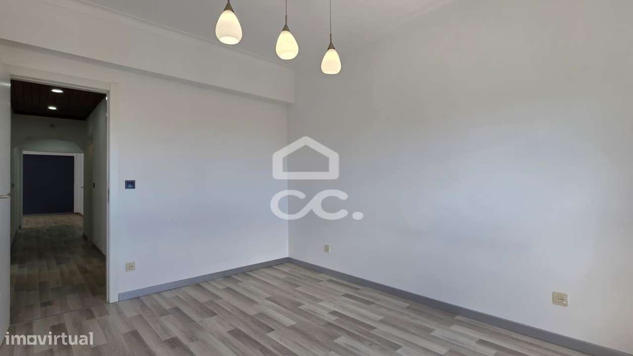 Apartamento de 4 quartos com vista para a montanha em Setúbal-17