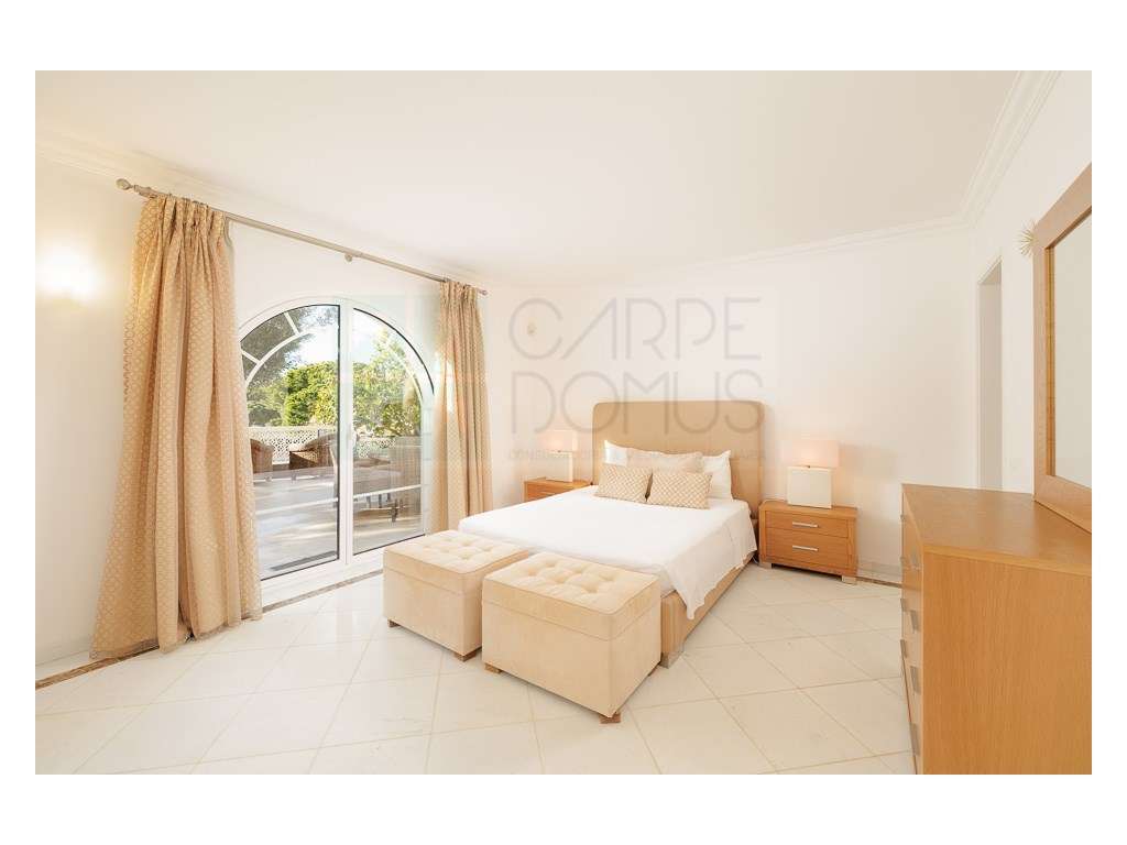 Moradia V4 inserida no campo de Golfe, Vale de Lobo, Algarve-37