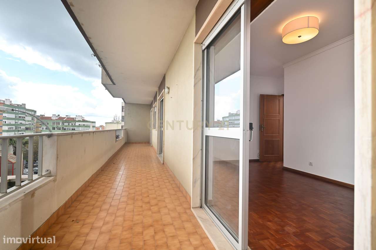 Apartamento T2 para venda com vista para o Rio em Oeiras-13