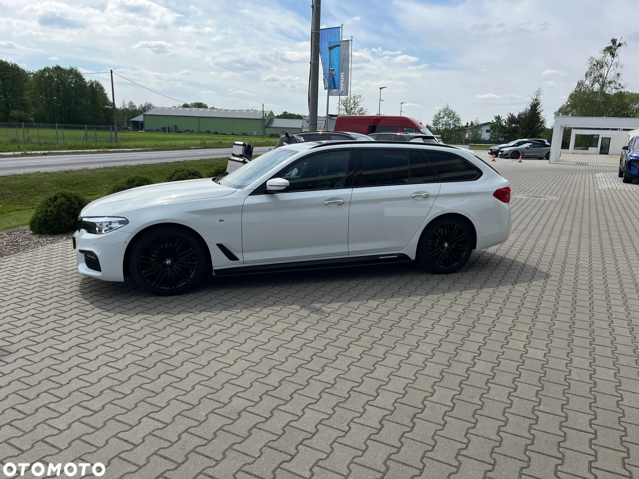 BMW Seria 5 520d M Sport - 3