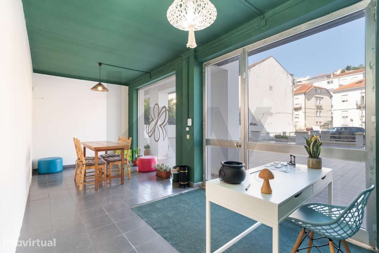 Excelente Loja para comércio/serviços com 116m2 na Rua do Brasil, Coim - Grande imagem: 5/33