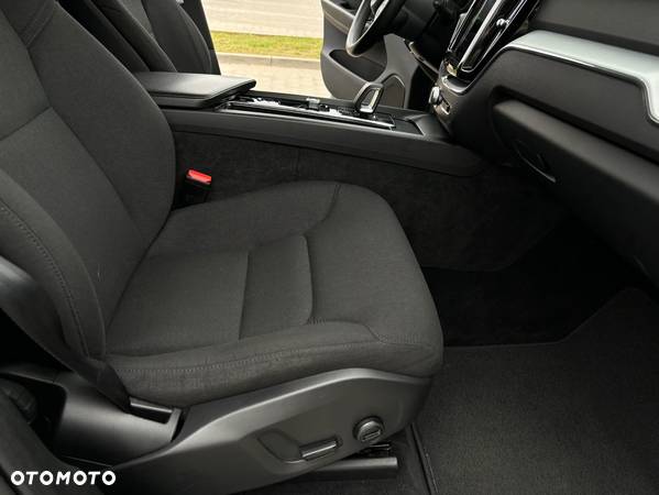 Volvo XC 60 B4 D Geartronic Momentum Pro - 18