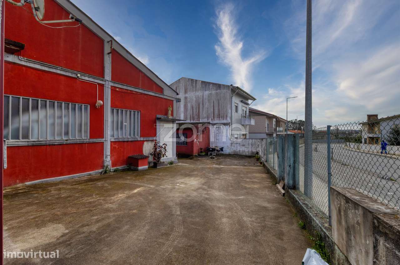 Armazéns de 1750m² c/ escritório e Potencial Habitacional em São Ro...-17