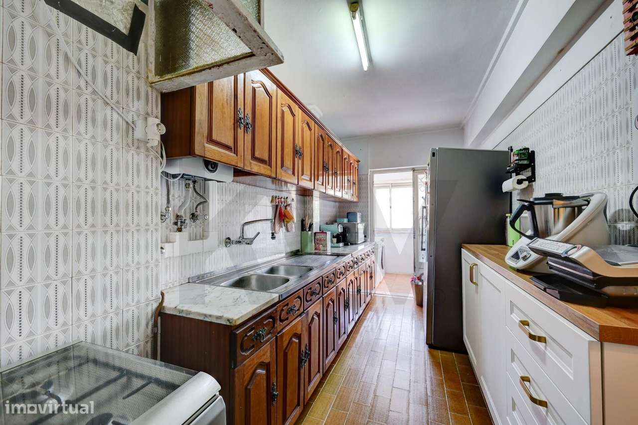 Apartamento T3 em Queluz-8