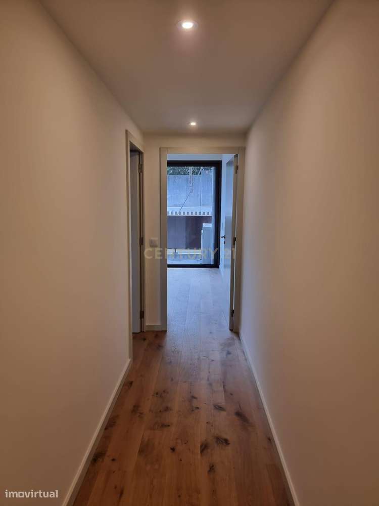 Apartamento T2 + 1 Moderno – Empreendimento Magnólia | Avenida João Si-17