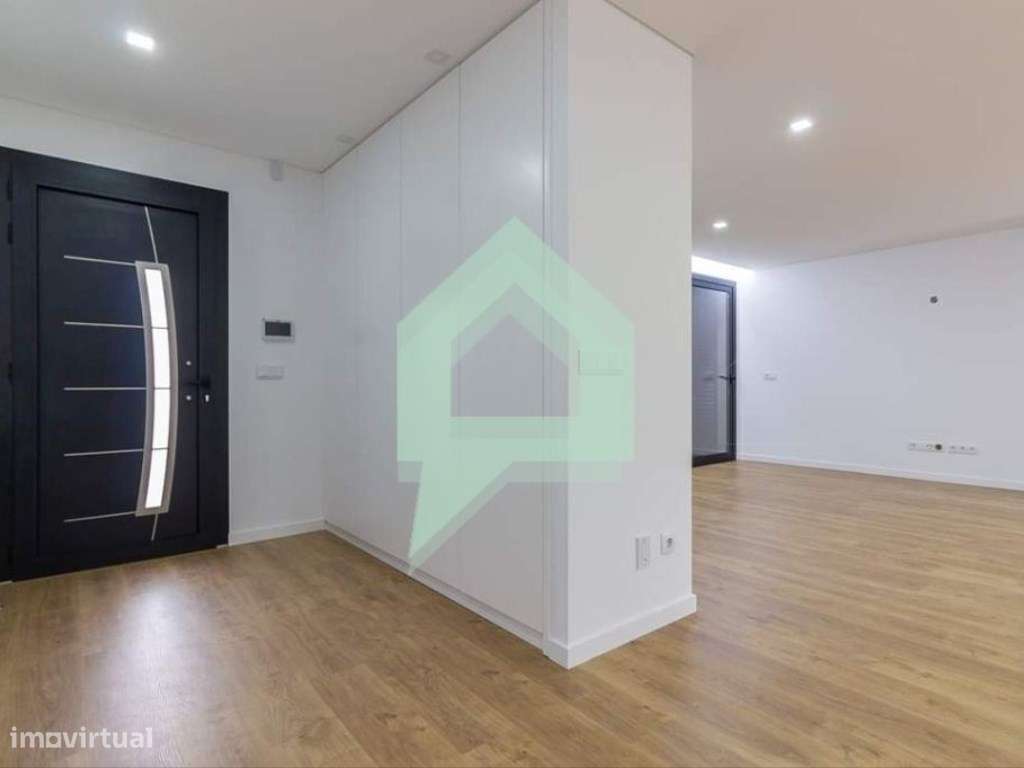 Moradia de Gaveto T4 - Merelim-Braga - Grande imagem: 4/24