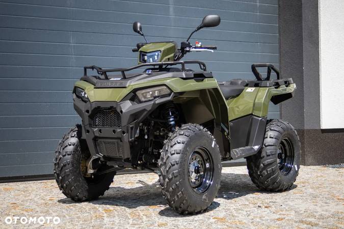 Polaris Sportsman - 1