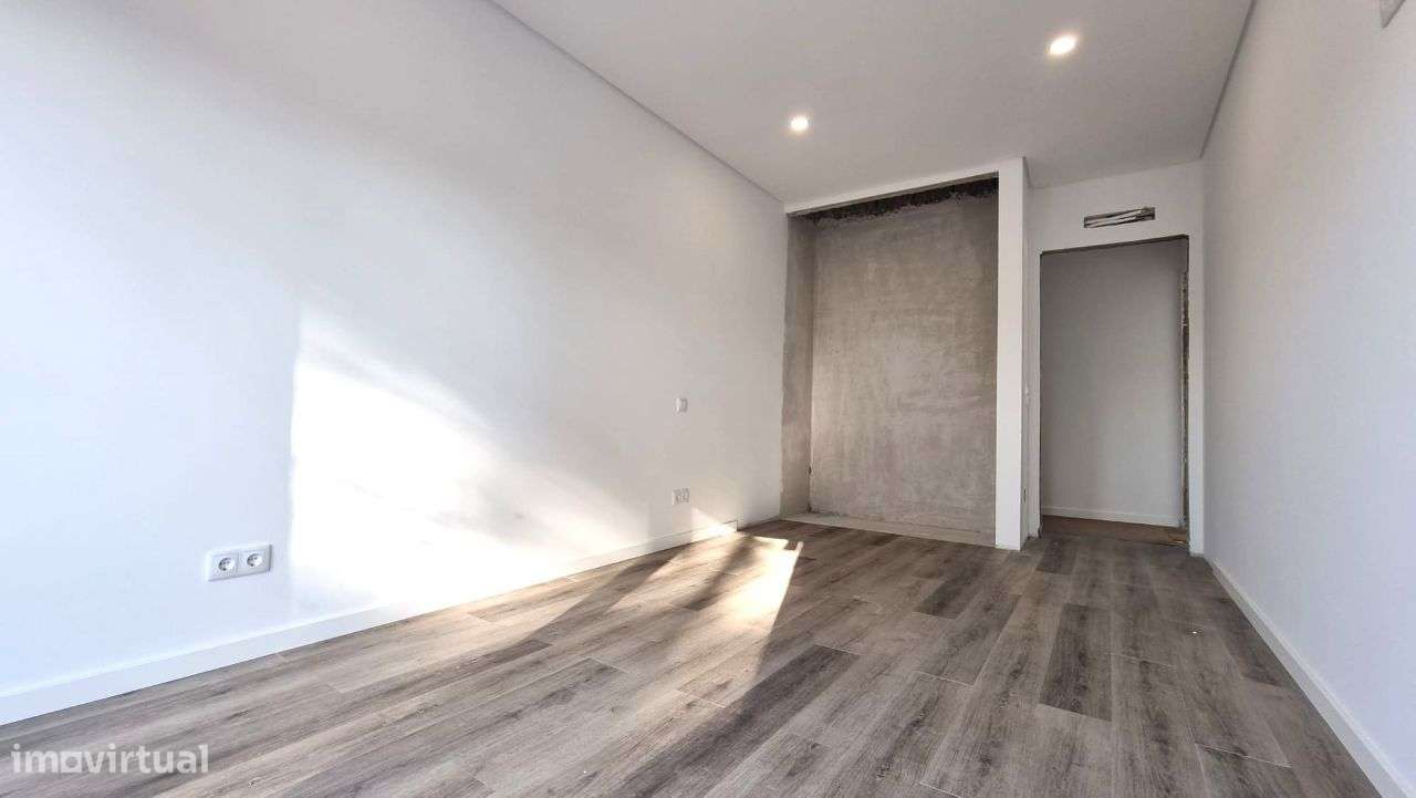 Moradia Térrea, com piscina – Azeitão-12