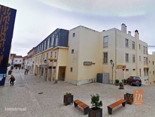 Loja com 2 Pisos no Centro de Mafra - Grande imagem: 2/11