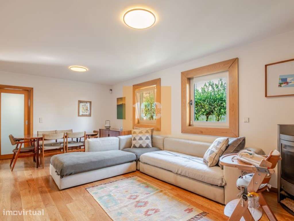 Moradia T4 com jardim no Bairro António Aroso - Vilarinha - Grande imagem: 3/45