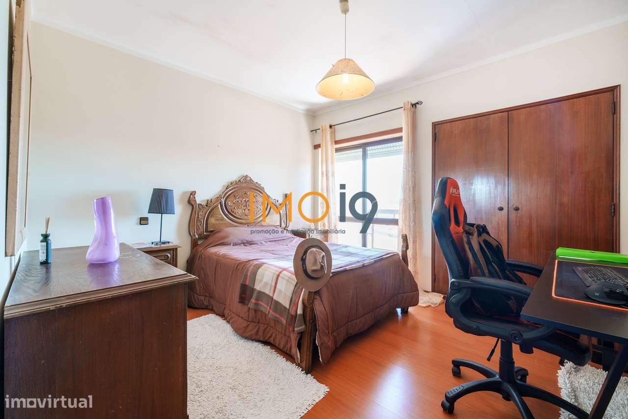 Apartamento T3 com vista para o Santuário - Fátima-14