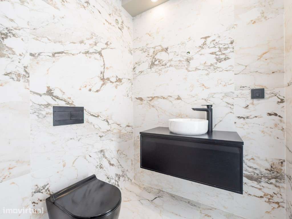 MORADIA NOVA T4 COM PISCINA - SERRA DE CASAL DE CAMBRA-15