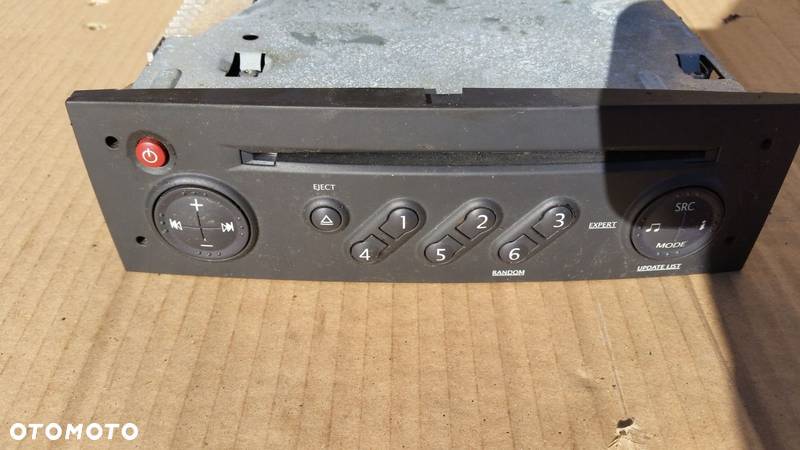 RADIO CD RENAULT MEGANE II 8200483757 - 4