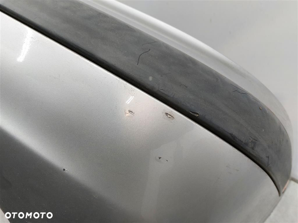 Zderzak tylny tył Volvo S40 1997-2001 SEDAN srebrny SILVER METALLIC 32900 - 7